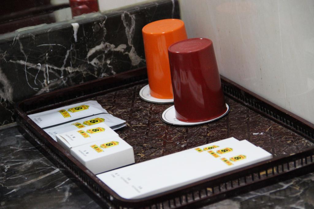 Super 8 Beijing Yizhuang Tianbao Hotel Стая снимка