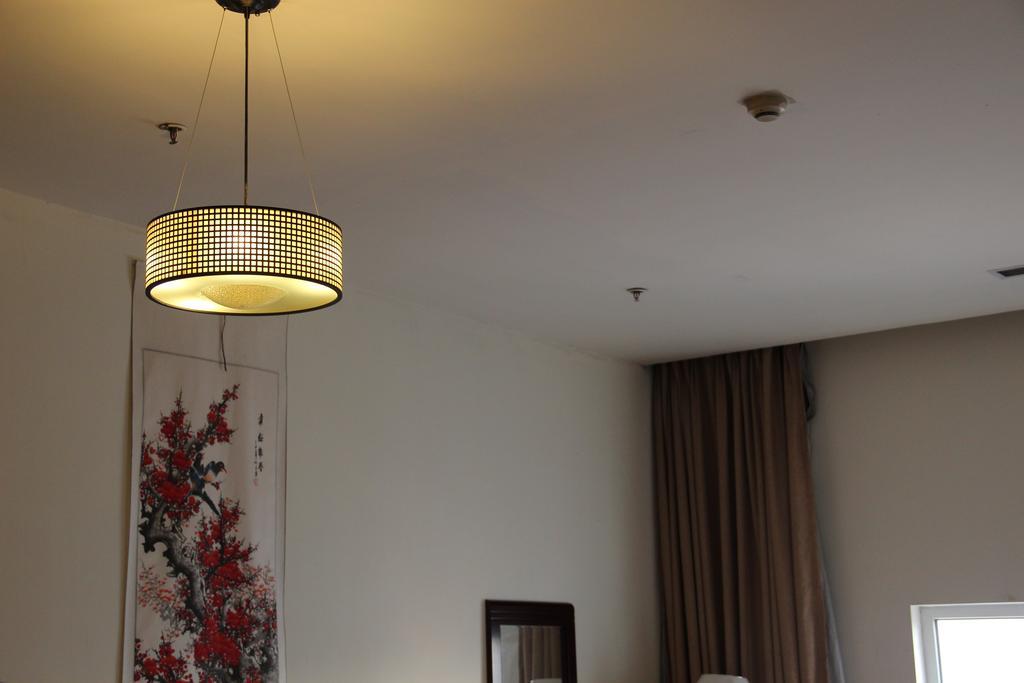 Super 8 Beijing Yizhuang Tianbao Hotel Стая снимка