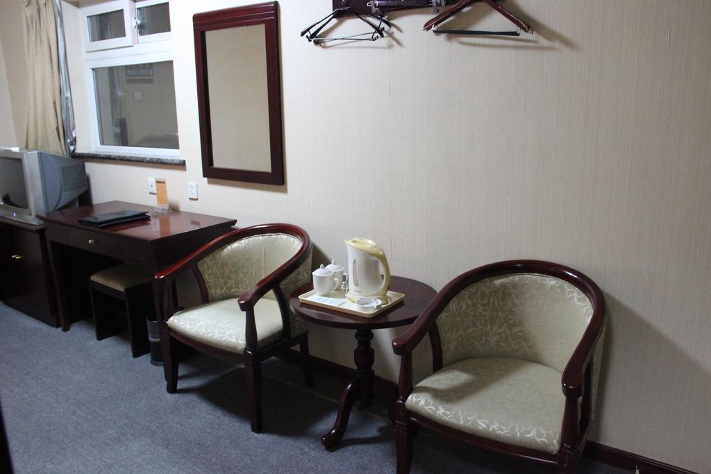 Super 8 Beijing Yizhuang Tianbao Hotel Стая снимка