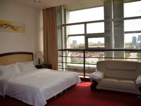 Super 8 Beijing Yizhuang Tianbao Hotel Екстериор снимка